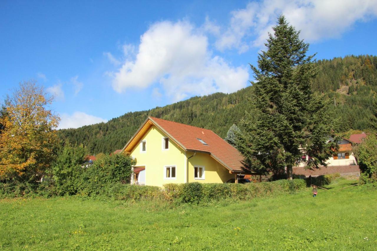 Willa Narrenhaus Fohnsdorf Zewnętrze zdjęcie