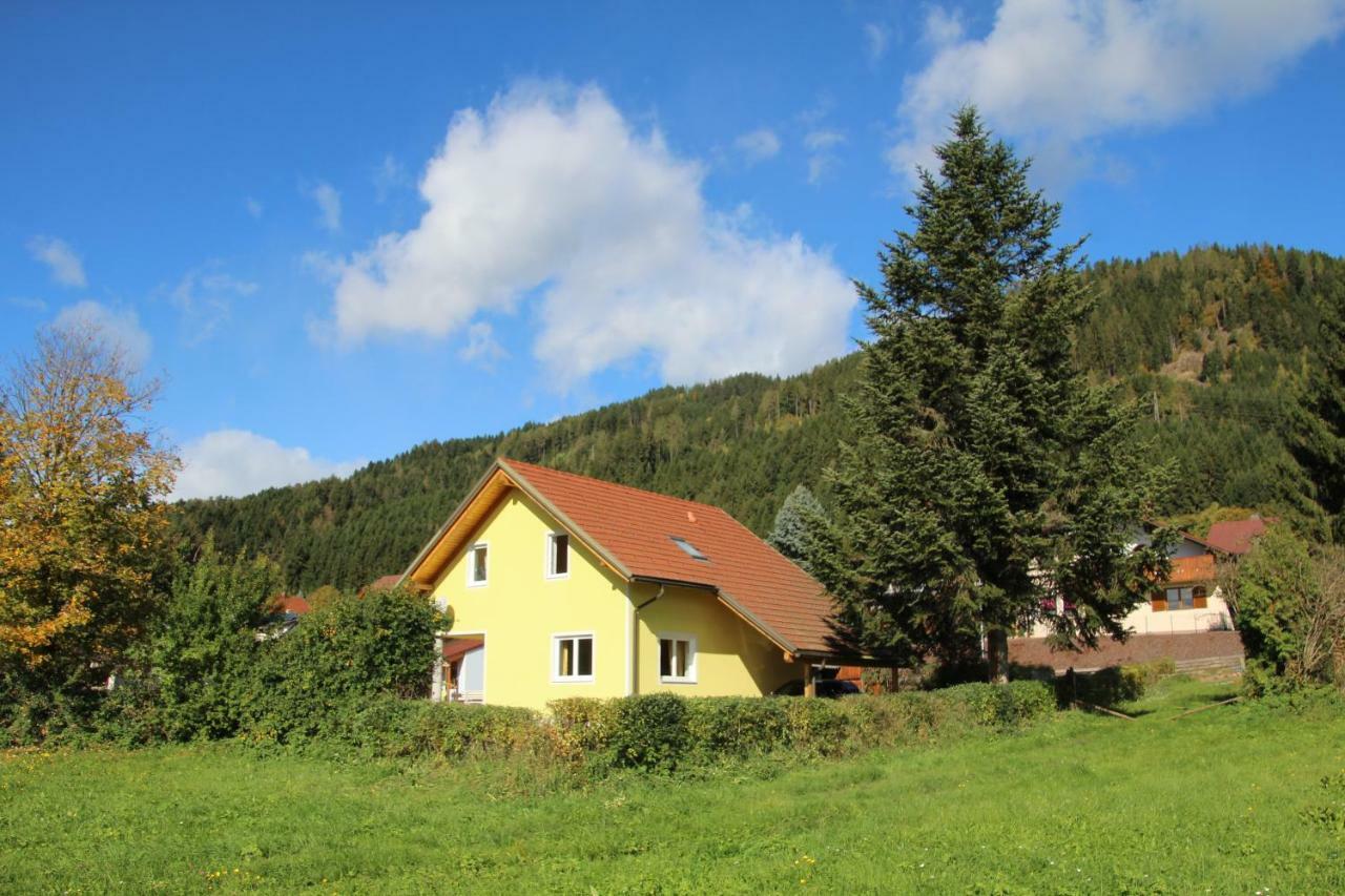 Willa Narrenhaus Fohnsdorf Zewnętrze zdjęcie